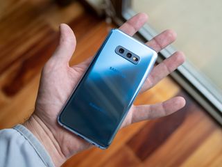 Samsung Galaxy S10e