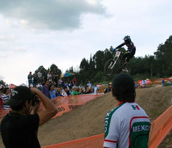 Despite a strong ride by the American Mitch Ropelato, he was unable to match the Colombians.