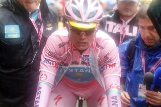 Alexandre Vinokourov at finish, Giro d'Italia 2010, stage 11
