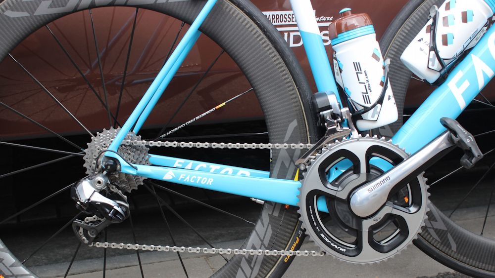 Naesen's bike features a Shimano Dura-Ace Di2 9070 groupset