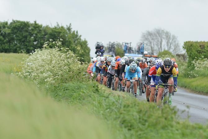 Gracie Elvin leads the peloton