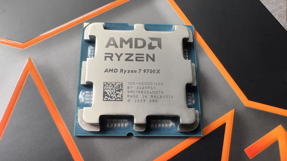 Unsurprisingly, the AMD Ryzen 5 9600X and Ryzen 7 9700X don’t seem to be selling very well right now