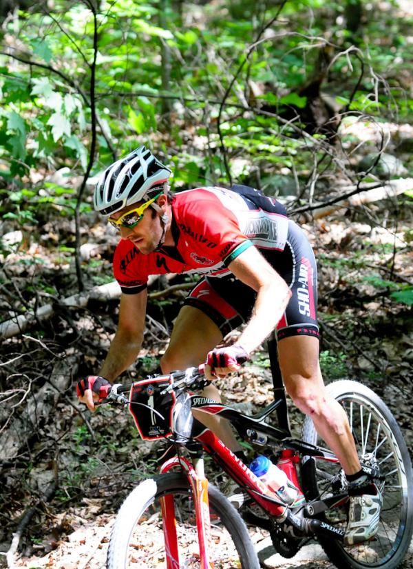 Sid Taberlay (Sho-Air/Specialized) chases Jeremiah Bishop (Cannondale) on the first lap