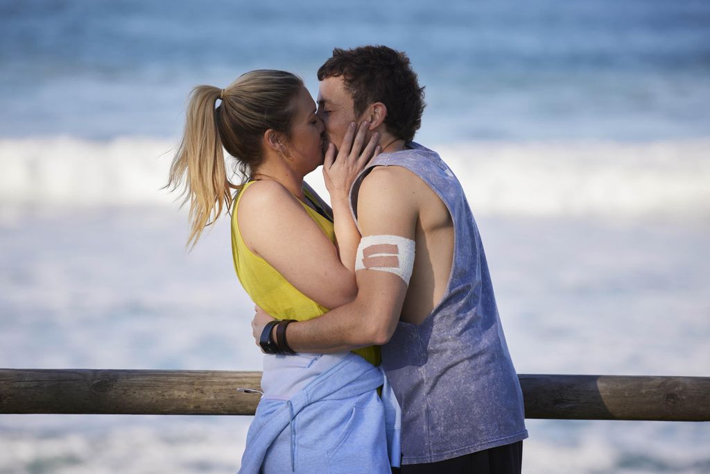 Home And Away Spoilers Ziggy And Dean Are All Loved Up What To Watch 9184