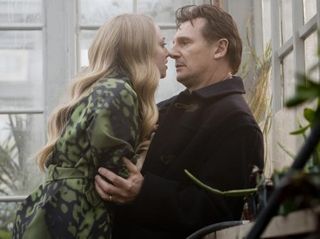 Chloe - Amanda Seyfried & Liam Neeson star in Atom Egoyanâ€™s erotic thriller