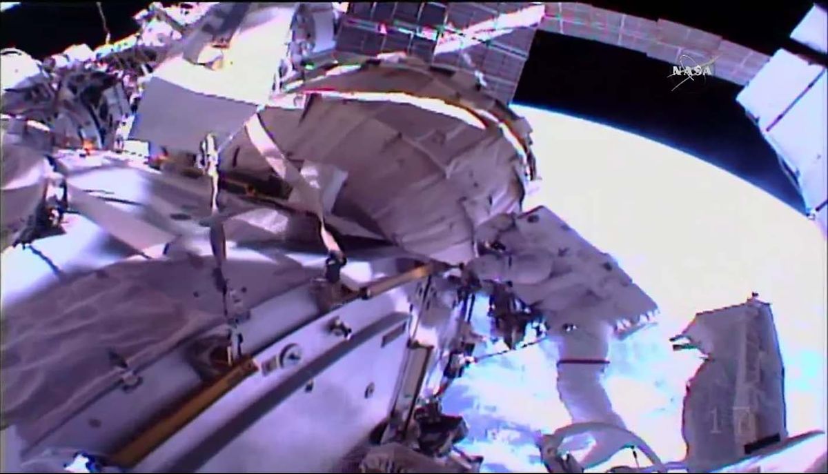 Astronaut Peggy Whitsons Record Breaking Spacewalk In Pictures Space
