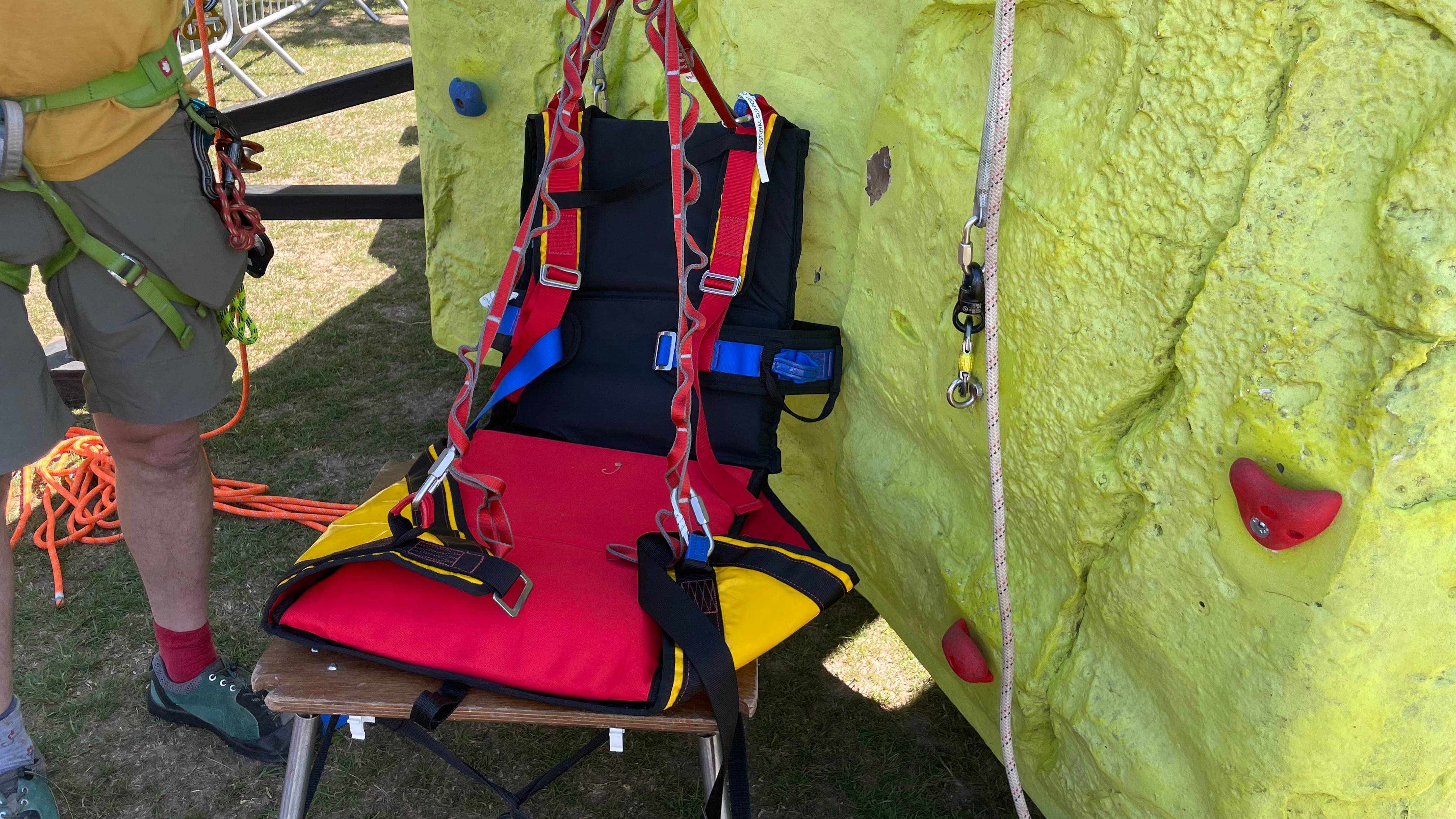 Accesible climbing chair