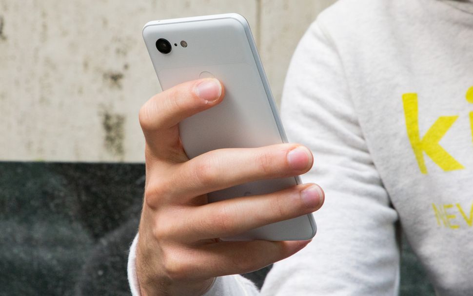 Which Camera Phone Has the Best Zoom? Tom's Guide