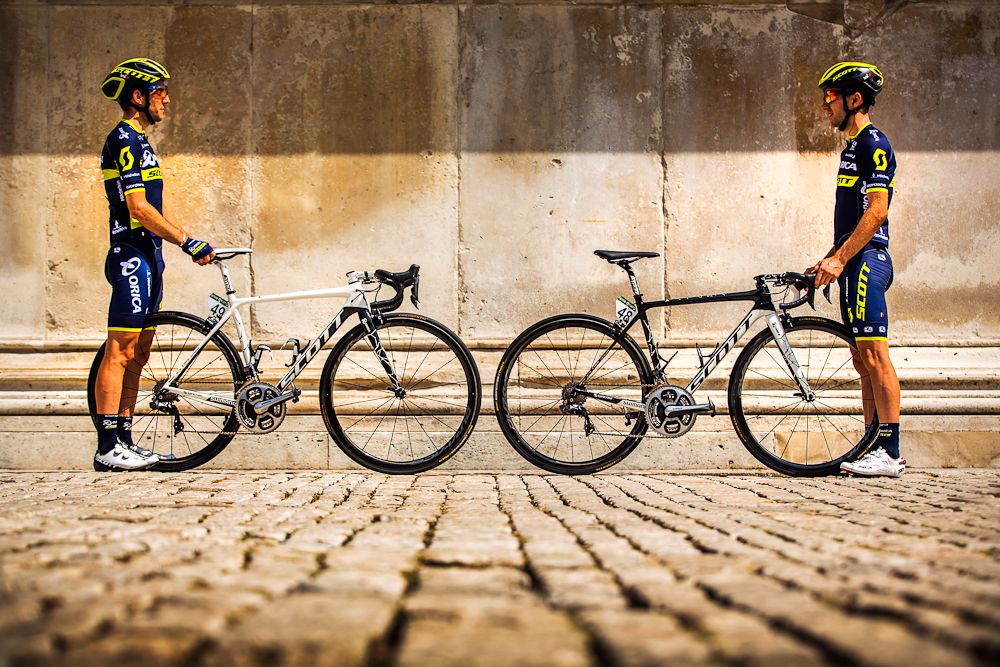 Simon and Adam Yates' with their Scott Addicts