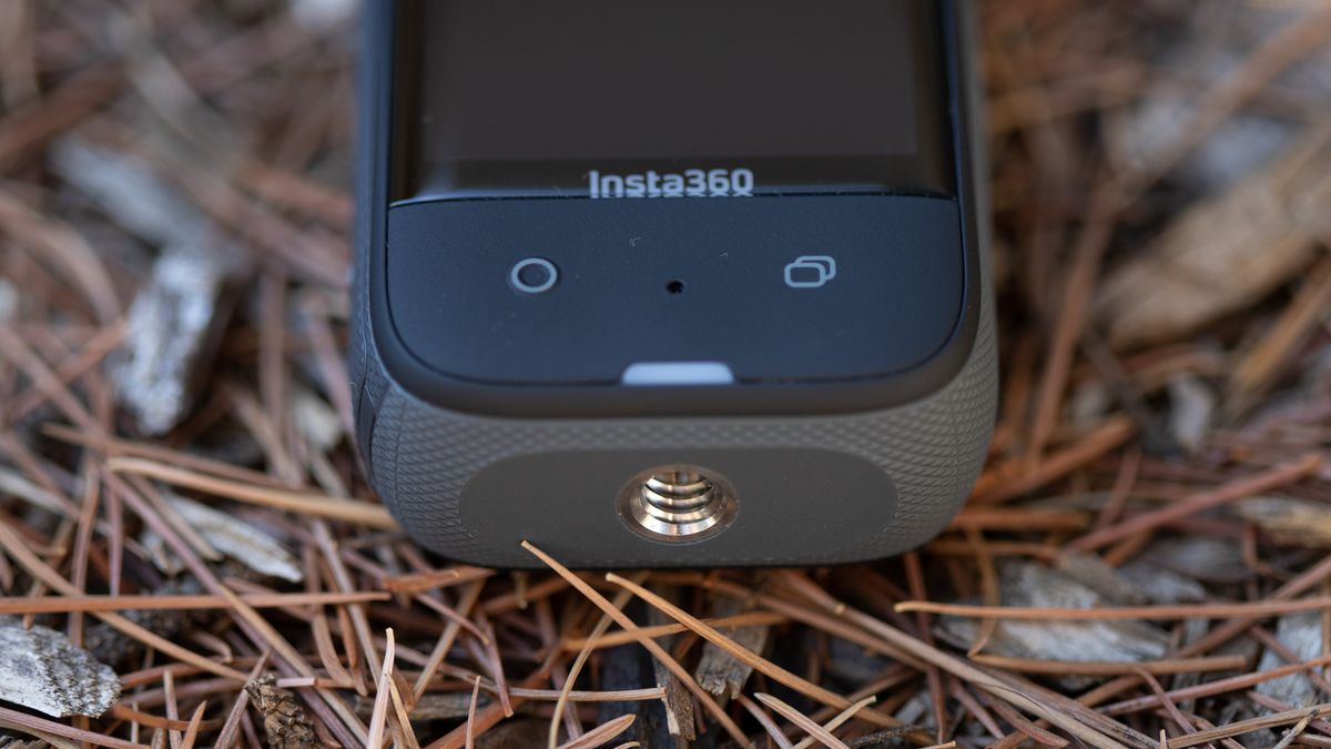 Insta360 X3 tripod mount