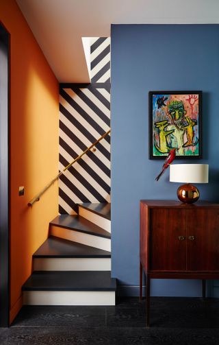 Diagonal stripes bring something different to an otherwise small space