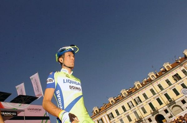 Ivan Basso (Liquigas) looks very focused at the start of stage 10.