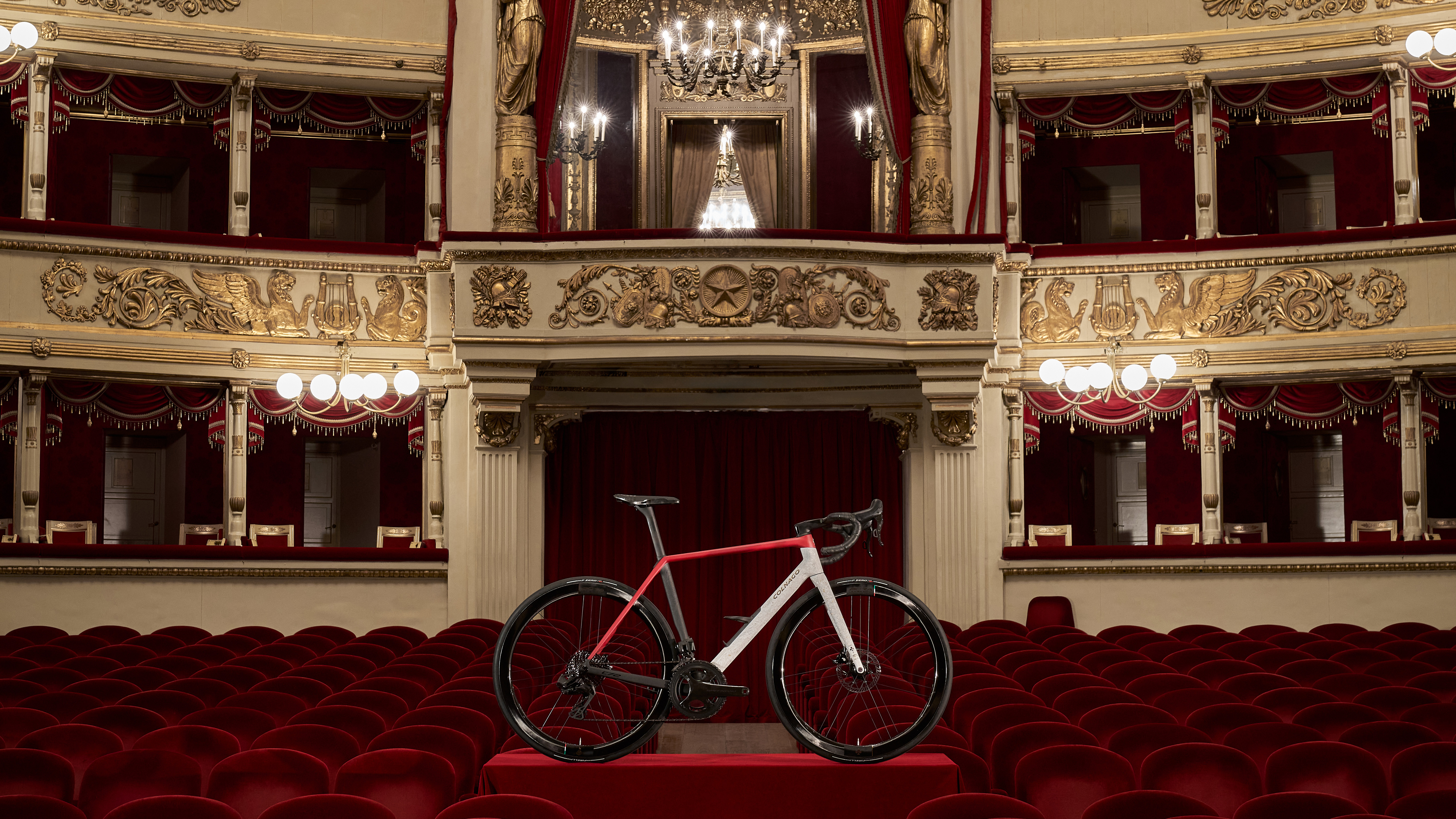 The Colnago C72 LaScala in Milan's Teatro alla Scala