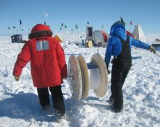 fiber-optic cable, ross ice shelf, antarctica, antarctic research, ice shelves, glaciers, antarctica science