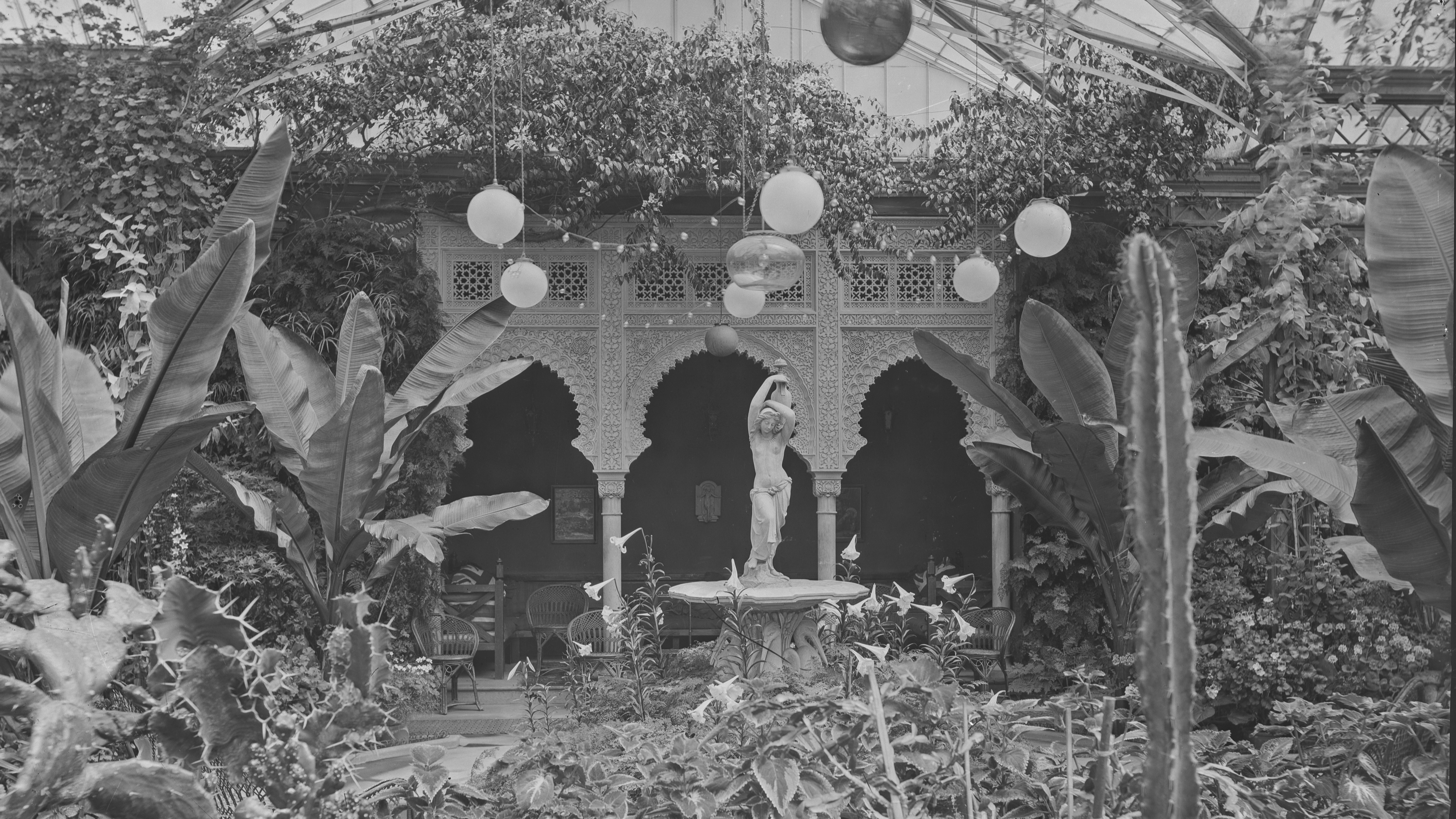 A manor house with large, Victorian greenhouses and a rare collection of plants 