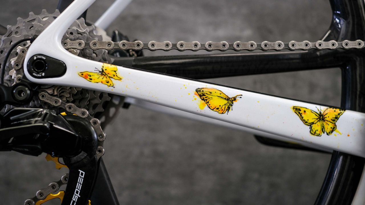 A custom white Factor Ostro VAM for Bradley Wiggins