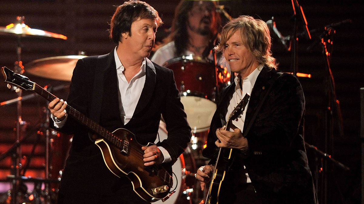 Musicians Paul McCartney (L) and Brian Ray perform during the 51st Annual Grammy Awards held at the Staples Center on February 8, 2009 in Los Angeles, California. 