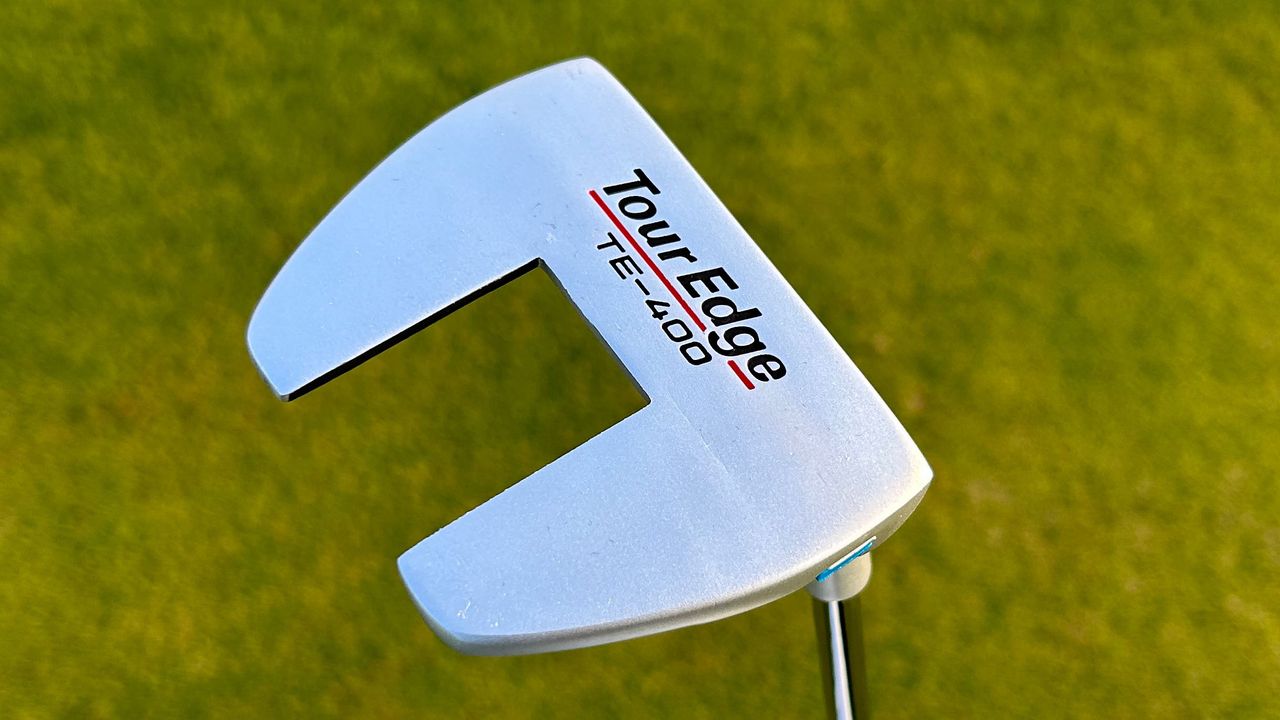 Photo of the putter of the Tour Edge TE-400 Package Set