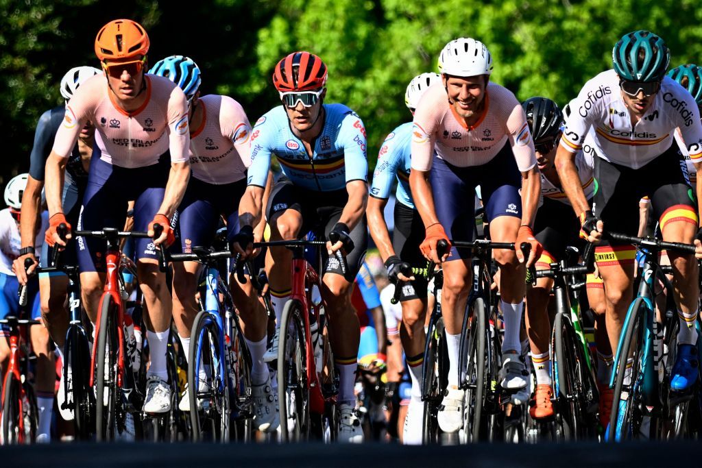 The men's elite race at the Wollongong 2022 UCI Road World Championships Sunday 25th September