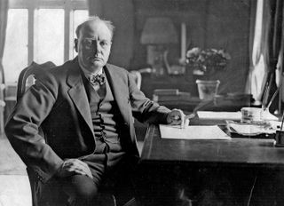 Winston Churchill Essay - Words | Bartleby