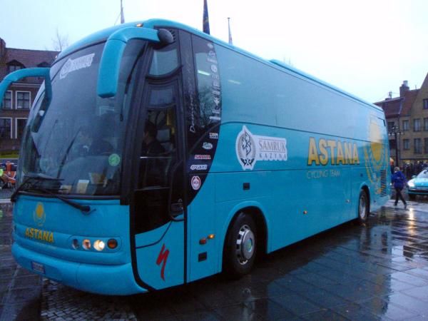 The Astana bus rolls in