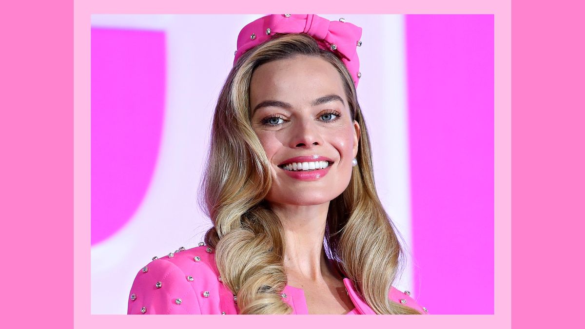 Margot Robbie's blush for 'Barbie' is already a cult-fave | My ...