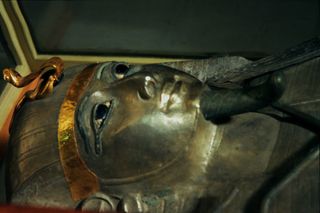 The silver coffin of Psusennes I.