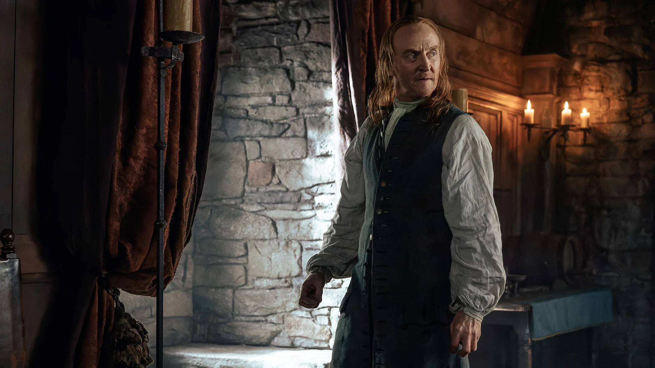 Tony Curran as Lord Simon Fraser of Lovat.