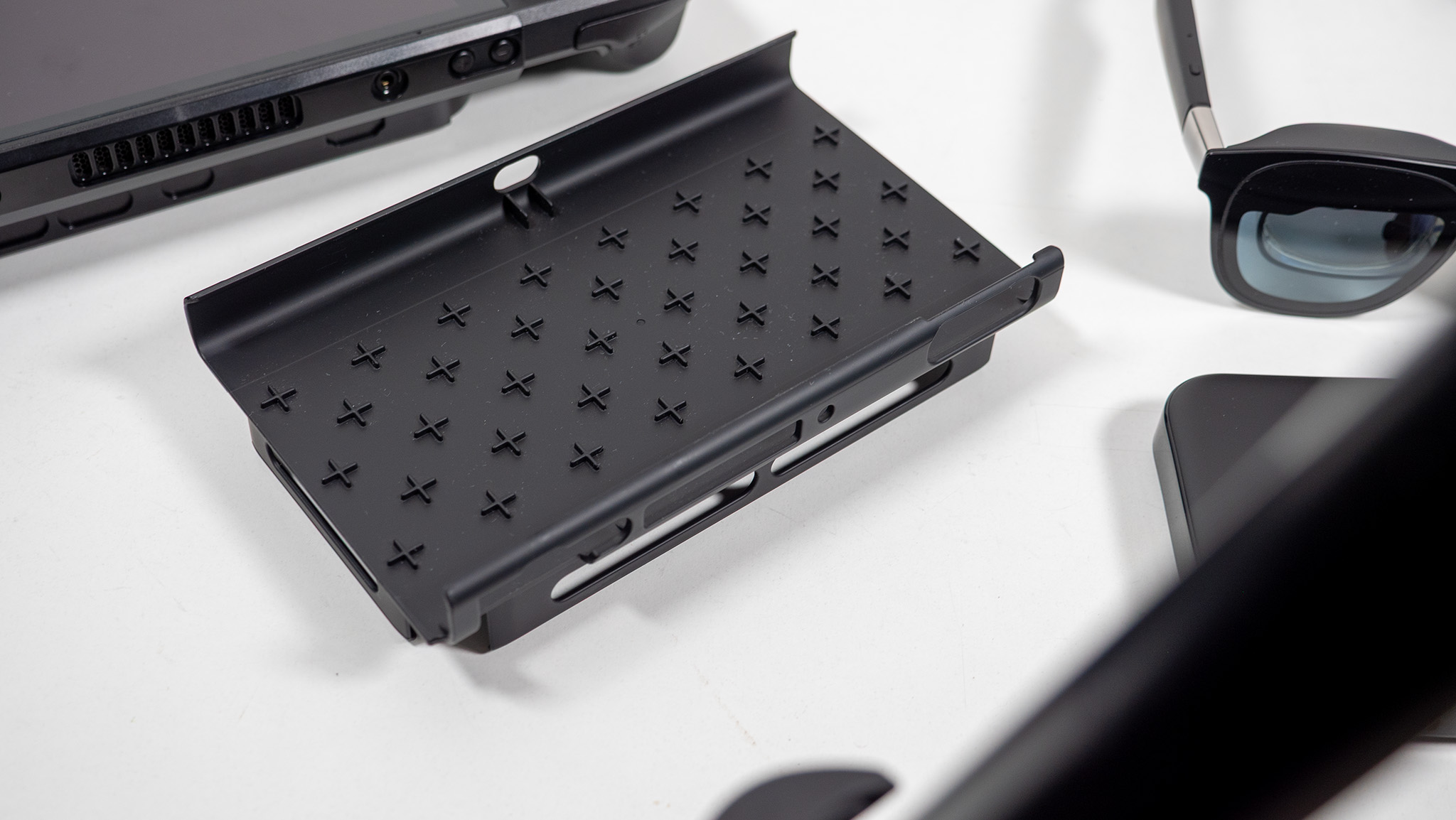 The Steam Deck adapter for the Viture One Mobile Dock and Viture Pro Mobile Dock