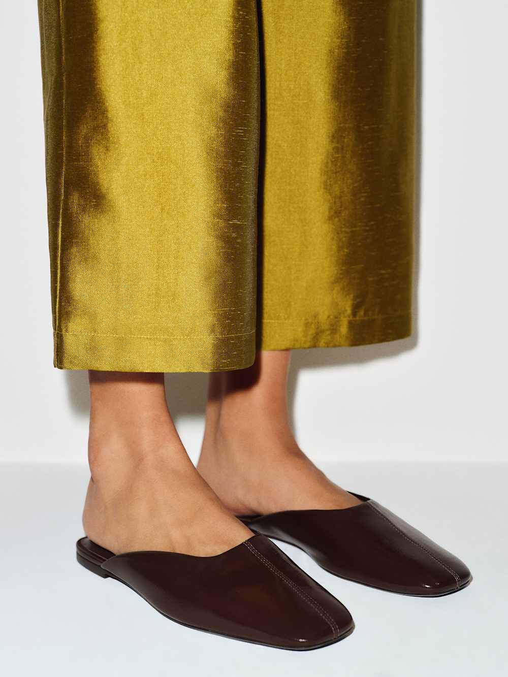 Inez Flat Mule
