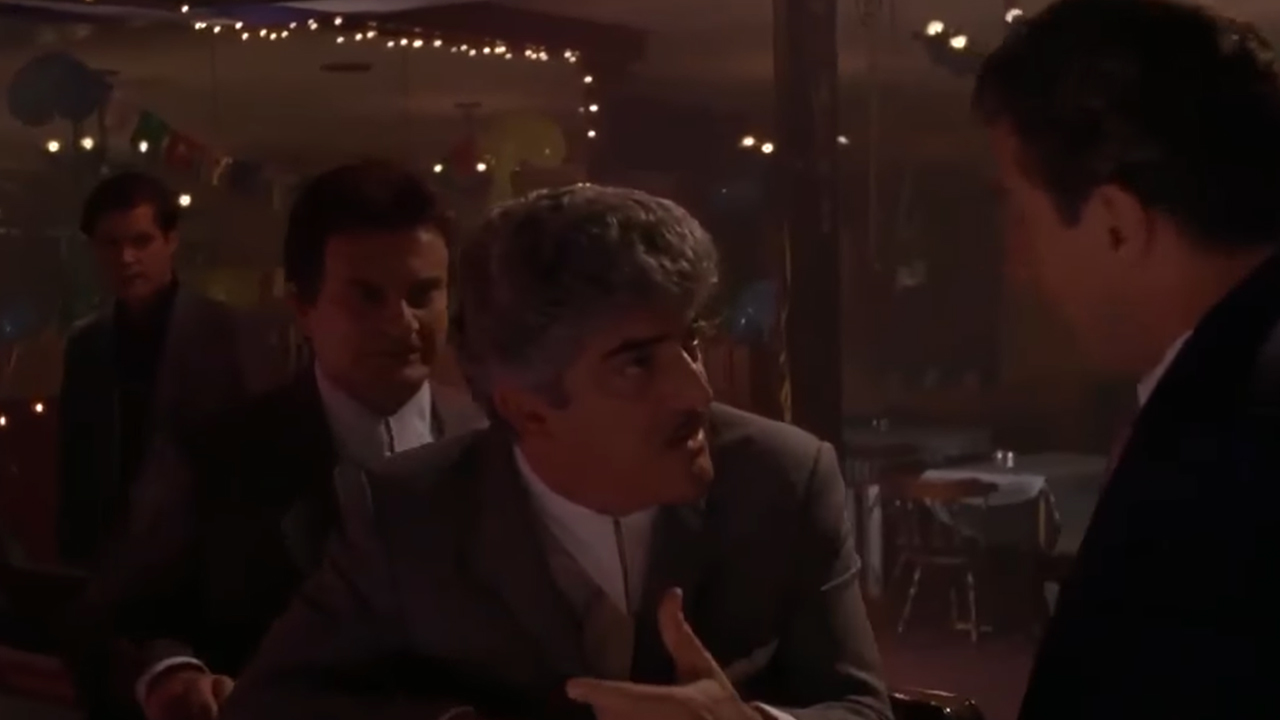 Frank Vincent, Ray Liotta, Joe Pesci, and Robert De Niro in Goodfellas