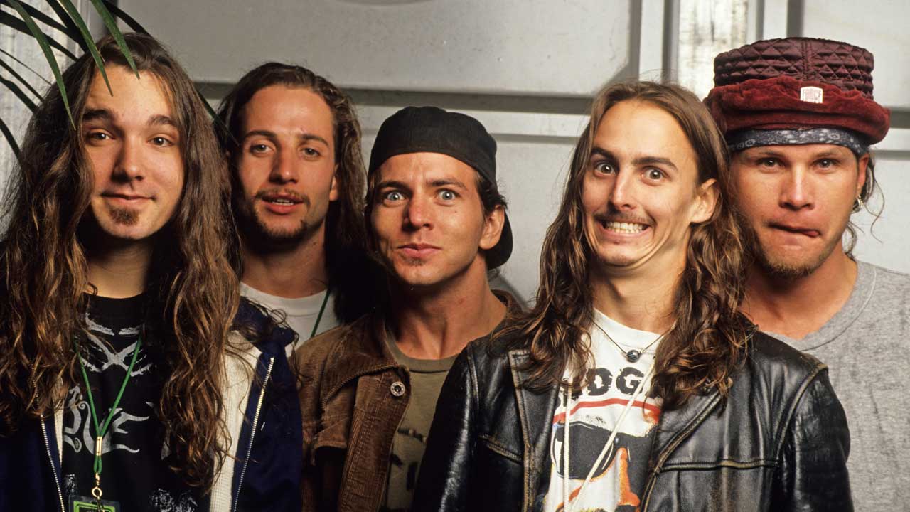 Pearl Jam Send Get-Well Message to Mookie Blaylock