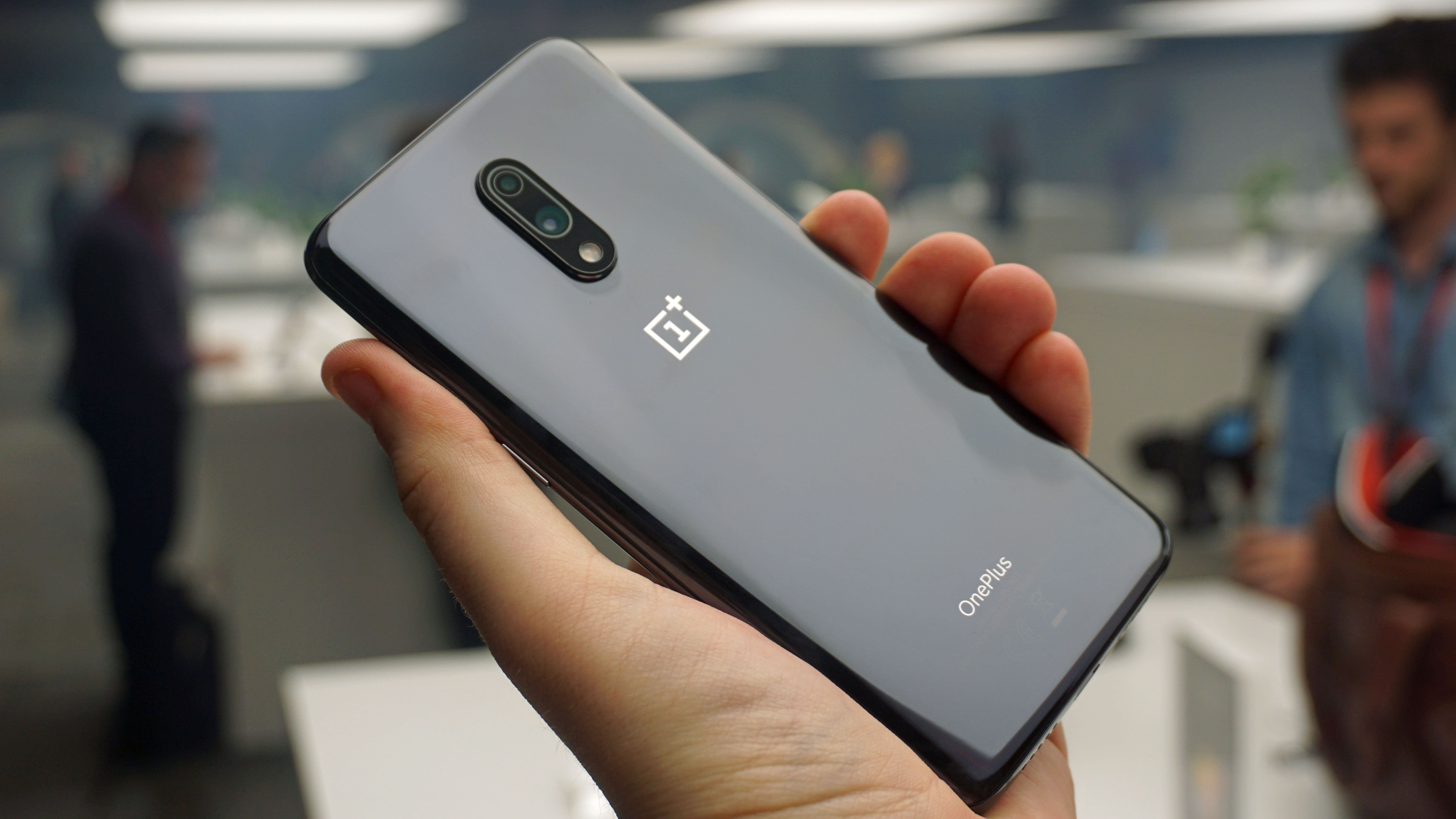 cell Skype tracker OnePlus 7