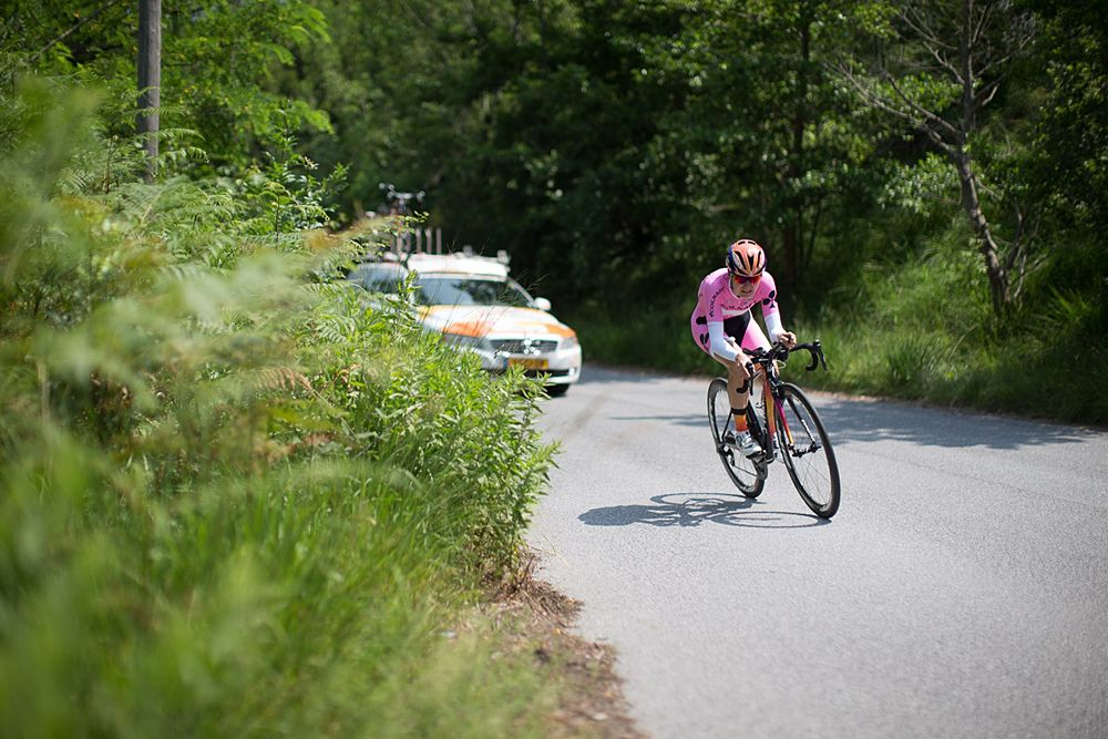 Megan Guarnier (Boels-Dolmans) in the maglia rosa