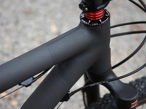 Lots of carbon builders can make light custom frames but few can match Crumpton's impeccable finish work.