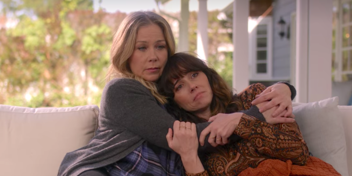 Dead to Me Creator Liz Feldman Explains That Cliffhanger Ending