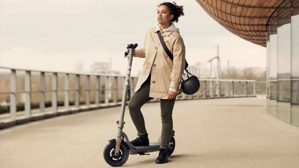 Pure releases its secondgeneration electric scooters, Air, Air Pro