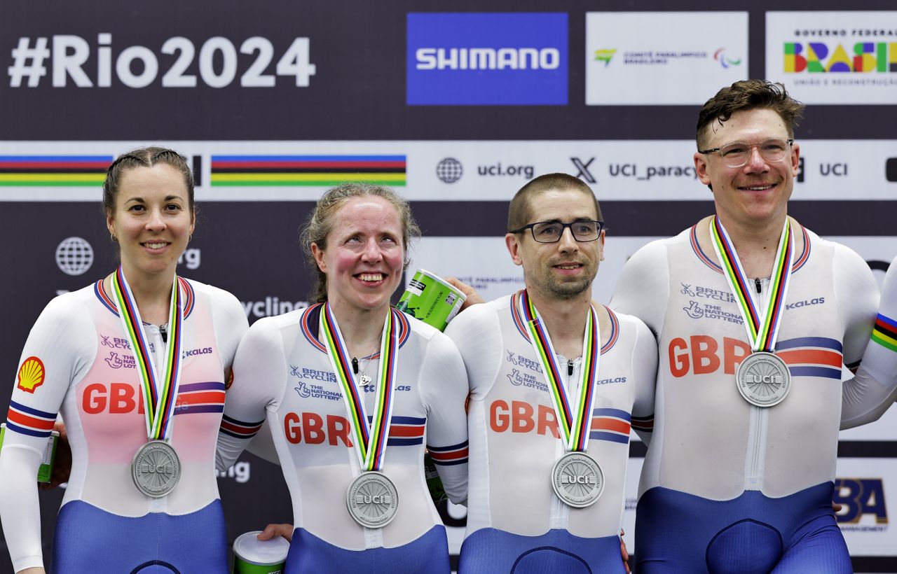 Tandem team sprint with silver medals