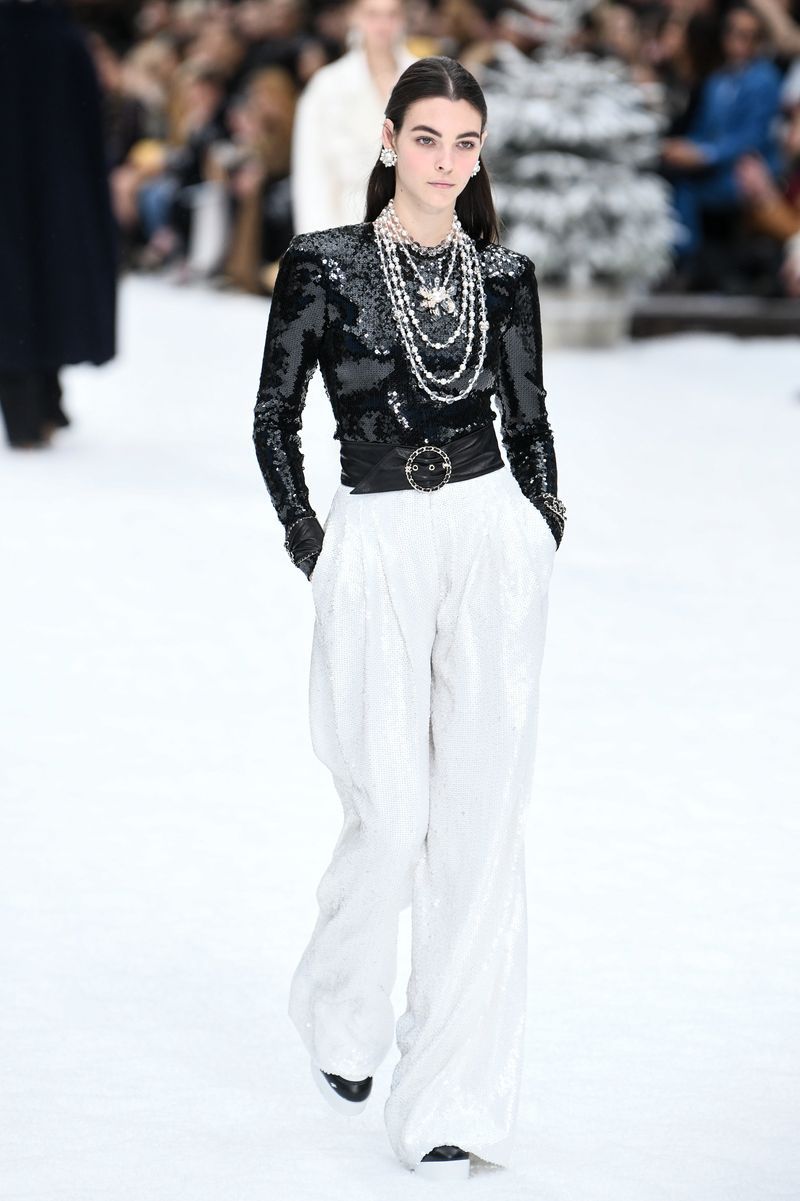 Chanel : Runway - Paris Fashion Week Womenswear Fall/Winter 2019/2020
