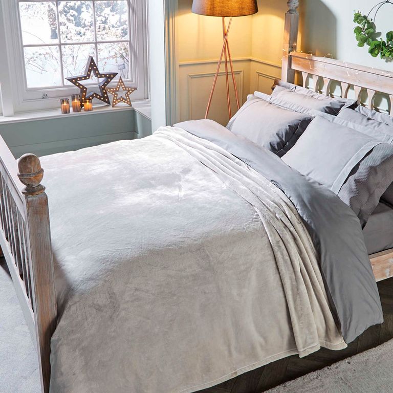 Aldi's £12.99 cashmere feel throws add a luxury touch for less Ideal Home