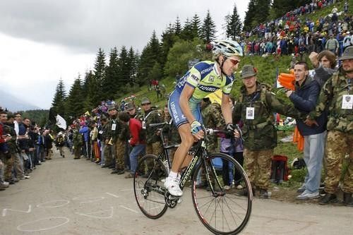 Franco Pellizotti (Liquigas) did strong work for Di Luca early on.