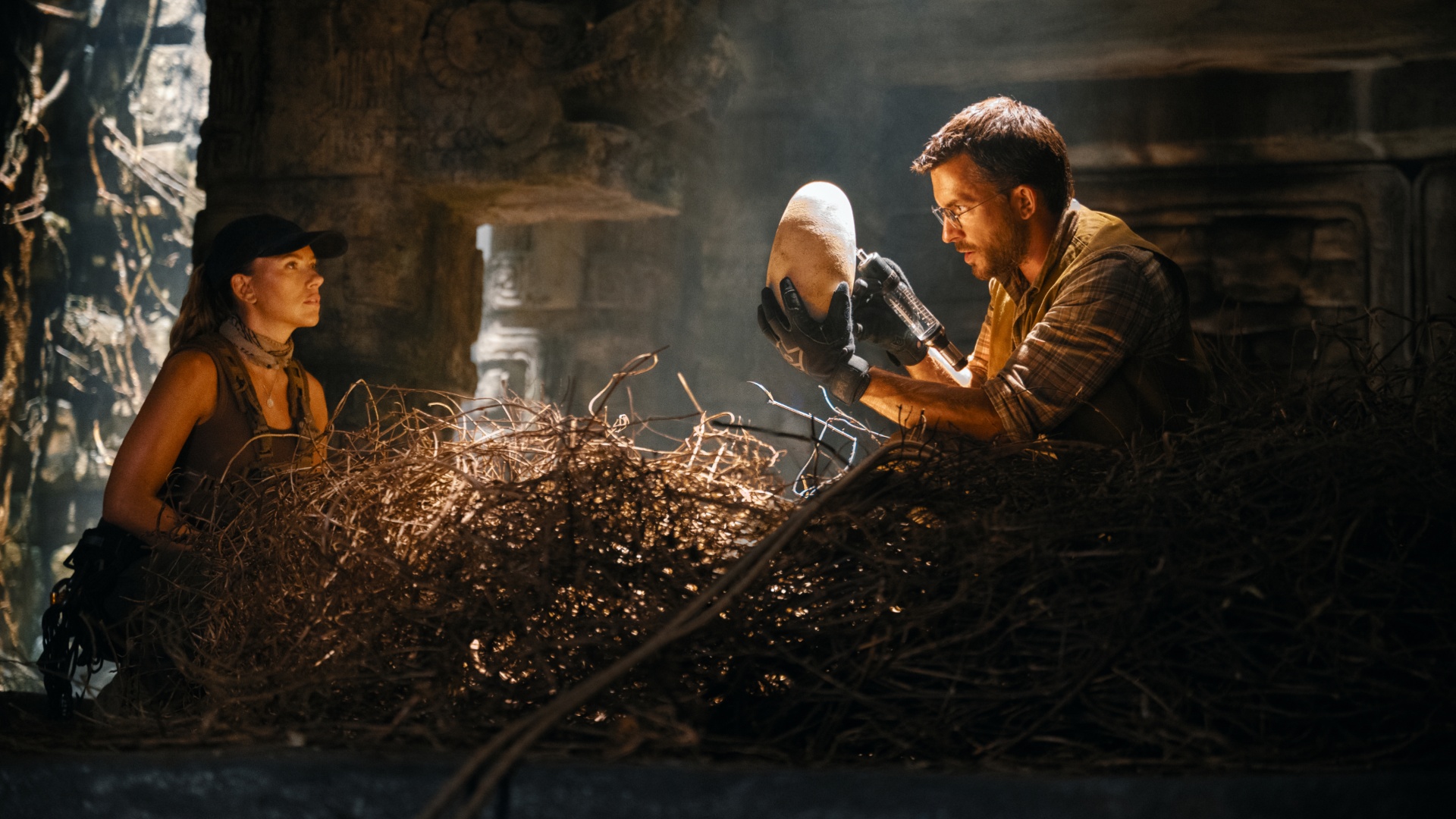 Scarlett Johansson and Jonathan Bailey as Zora Bennett and Dr. Henry Loomis in Jurassic World Rebirth