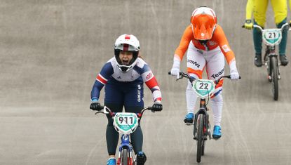 Bethany Shriever wins BMX gold