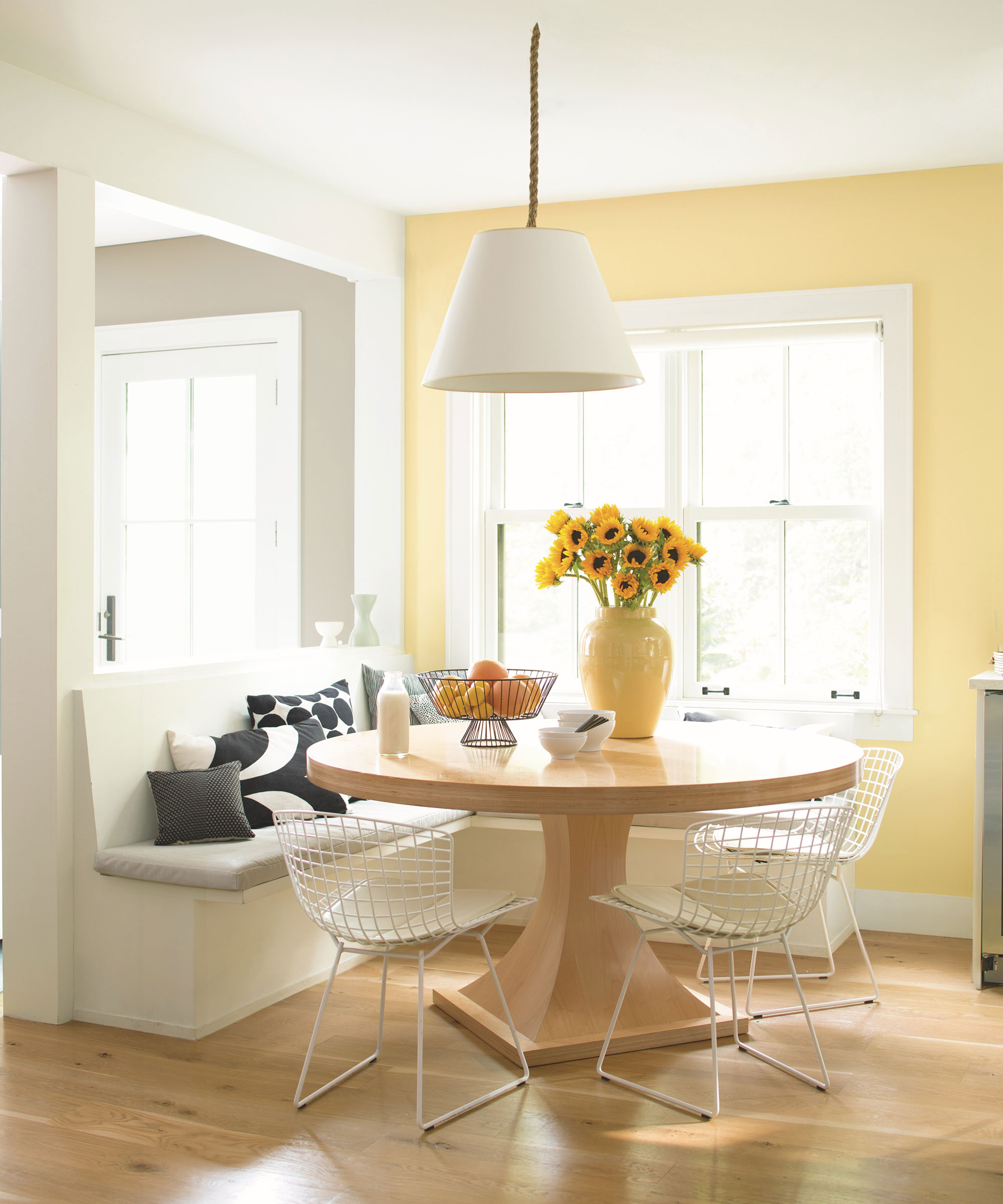 Dining room color schemes Benjamin Moore