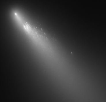 Fragments of comet 73P seen by the Hubble Space Telescope in 2006.