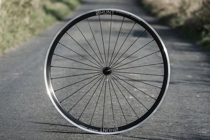 Hunt aero race store wheels