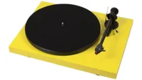 Pro-Ject Debut Carbon pladespiller i gul
