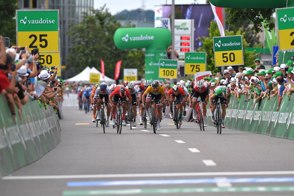 Sprinters approach the line near the end of stage 4 at Tour de Suisse