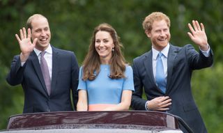 LONDON, ENGLAND - JUNE 12: (L-R) Prince William, Duke of Cambridge, Catherine, Duchess of Cambridge and Prince Harry during "The Patron's Lunch" celebrations for The Queen's 90th birthday at The Mall on June 12, 2016 in London, England. (Photo by Jeff Spicer/Getty Images)