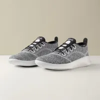 SuperLight Tree Runners (Women’s): was $115 now $98 @ Allbirds